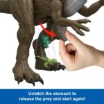 Jurassic World Super Colossal Spinosaurus Pack, 36 Inch Long Dinosaur Toy & 2 Mini Figures - Image 3